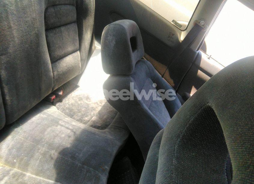 Photo 8 of 2001 Honda Accord 2.3 EX (VIN 1HGCG32711A010067)