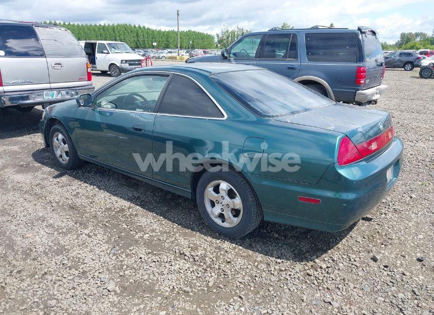 Photo 3 of 2002 Honda Accord 2.3 EX (VIN 1HGCG32712A021667)