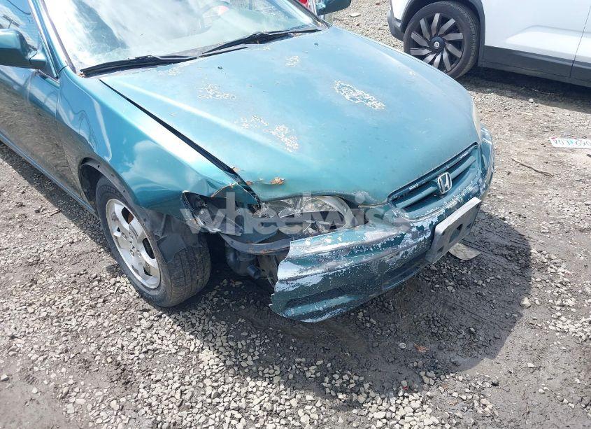 Photo 6 of 2002 Honda Accord 2.3 EX (VIN 1HGCG32712A021667)