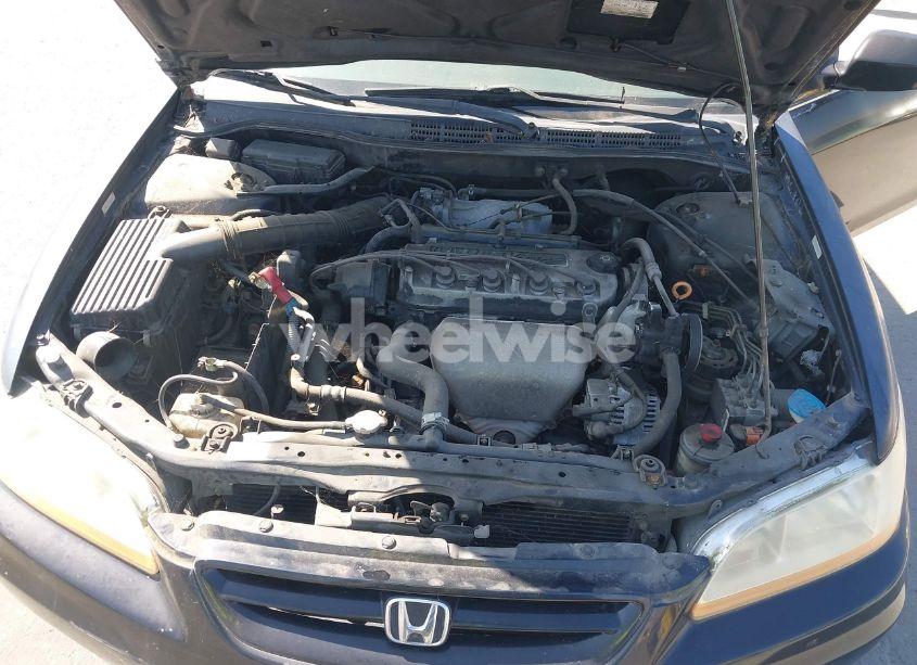 Photo 10 of 2001 Honda Accord 2.3 EX (VIN 1HGCG32761A018214)