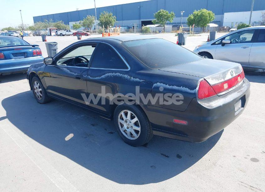 Photo 3 of 2001 Honda Accord 2.3 EX (VIN 1HGCG32761A018214)