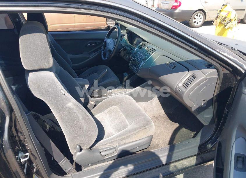 Photo 5 of 2001 Honda Accord 2.3 EX (VIN 1HGCG32761A018214)