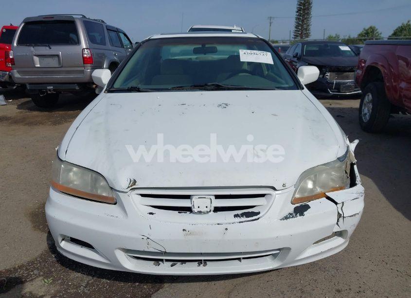 Photo 12 of 1999 Honda Accord EX (VIN 1HGCG3276XA021722)
