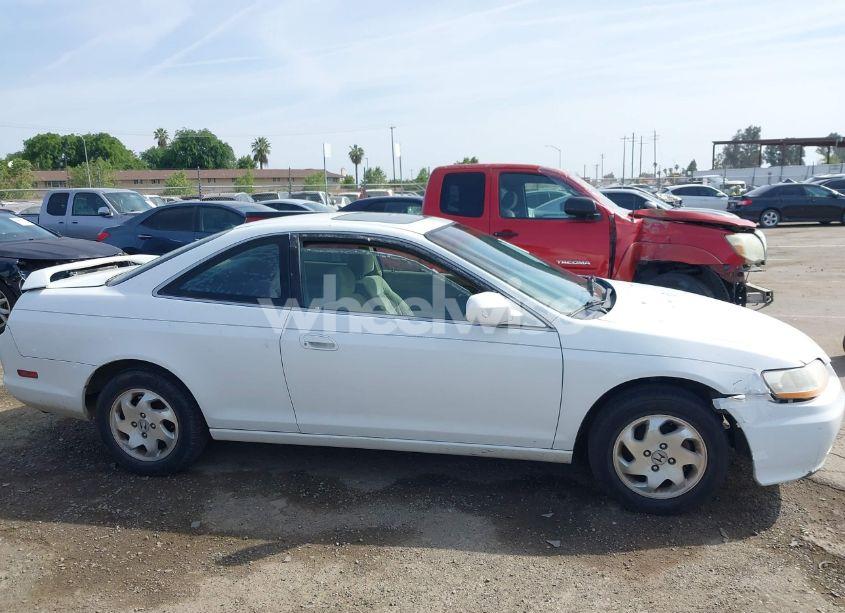 Photo 13 of 1999 Honda Accord EX (VIN 1HGCG3276XA021722)