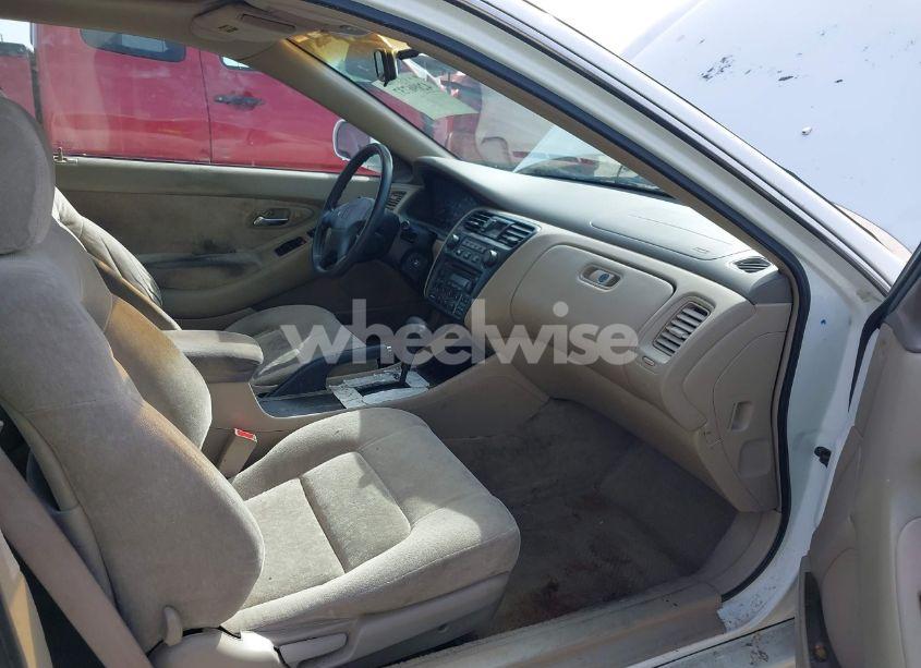 Photo 5 of 1999 Honda Accord EX (VIN 1HGCG3276XA021722)