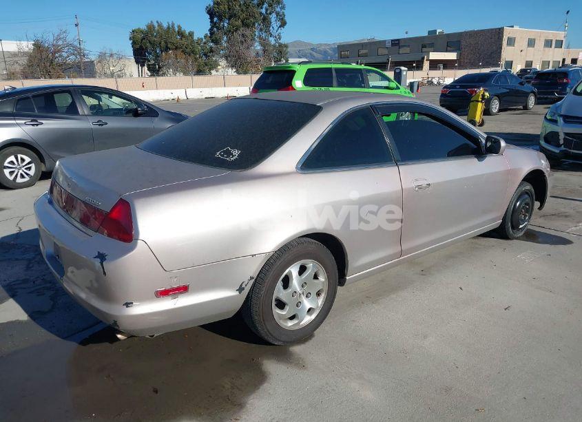Photo 4 of 2000 Honda Accord 2.3 EX (VIN 1HGCG3277YA027627)