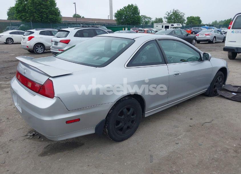 Photo 4 of 2002 Honda Accord 2.3 EX (VIN 1HGCG32782A016918)