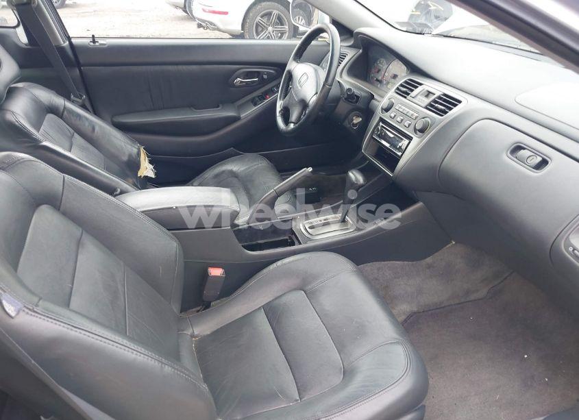 Photo 5 of 2002 Honda Accord 2.3 EX (VIN 1HGCG32782A016918)