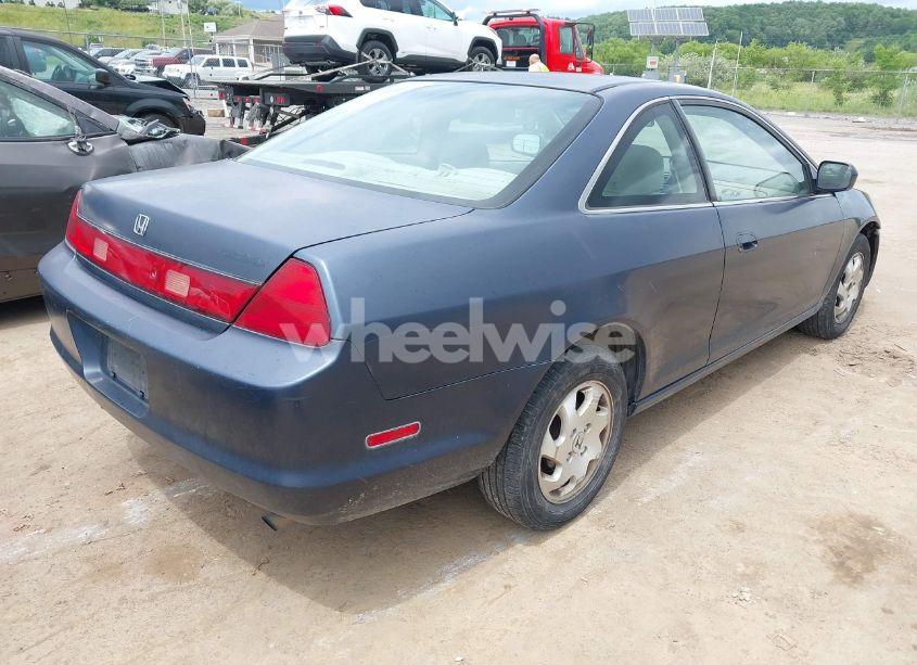 Photo 4 of 2000 Honda Accord 2.3 EX (VIN 1HGCG3278YA009184)