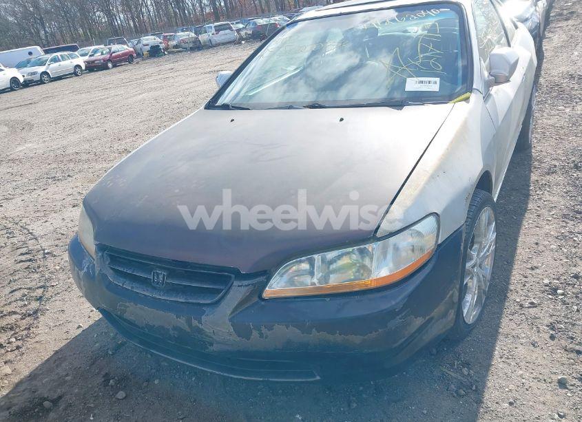 Photo 11 of 2000 Honda Accord 2.3 EX (VIN 1HGCG3278YA033663)