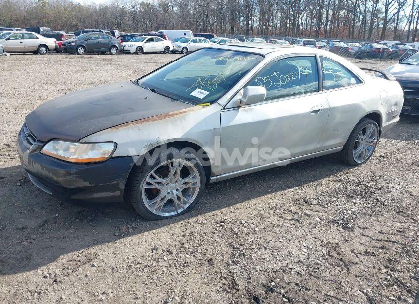 Photo 2 of 2000 Honda Accord 2.3 EX (VIN 1HGCG3278YA033663)