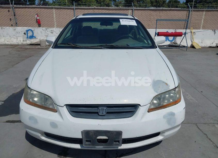 Photo 12 of 1998 Honda Accord EX (VIN 1HGCG3279WA012740)