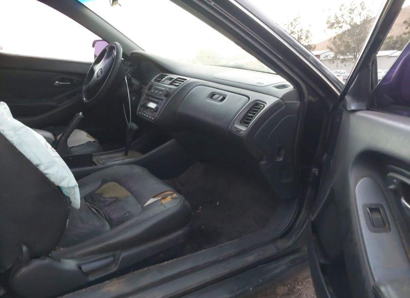 Photo 5 of 2001 Honda Accord 2.3 EX (VIN 1HGCG327X1A018653)