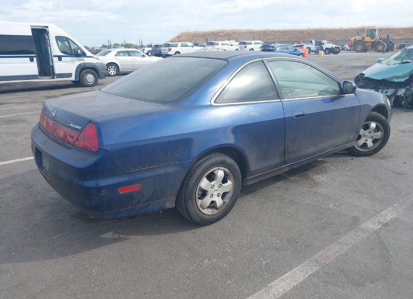 Photo 4 of 2002 Honda Accord 2.3 EX (VIN 1HGCG327X2A031517)