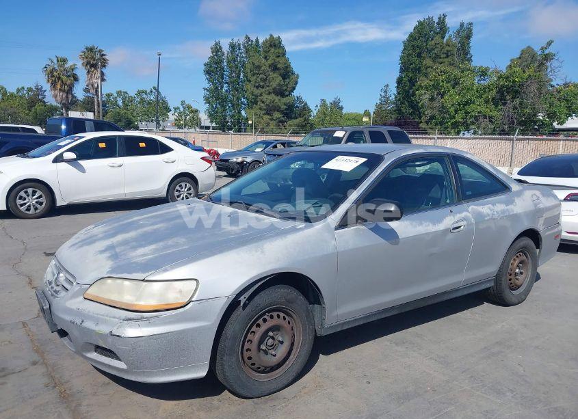 Photo 6 of 2001 Honda Accord 2.3 LX (VIN 1HGCG32911A007865)