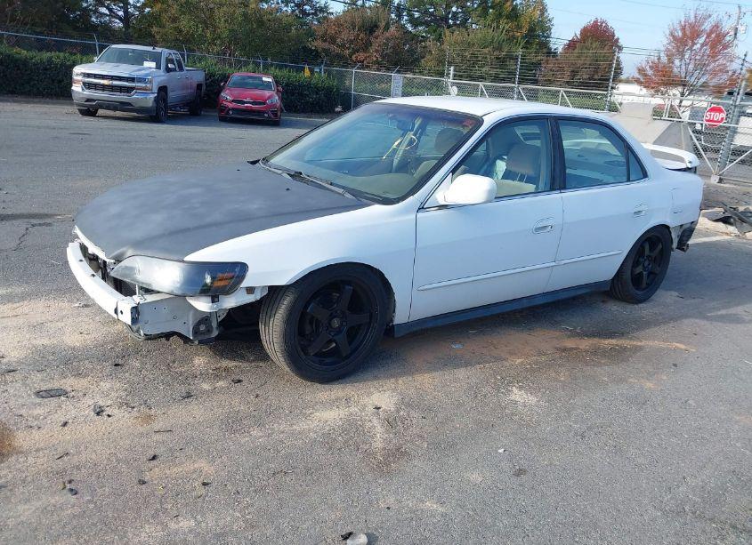 Photo 2 of 2002 Honda Accord 2.3 LX/LX (VIN 1HGCG55402A038313)