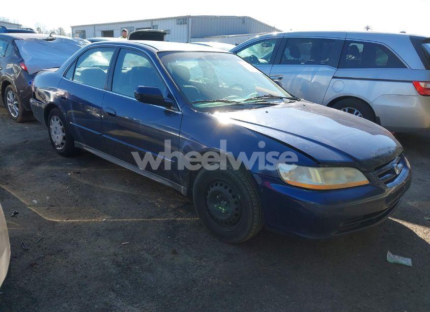 2002 Honda Accord 2.3 LX (VIN 1HGCG55412A018670) main photo