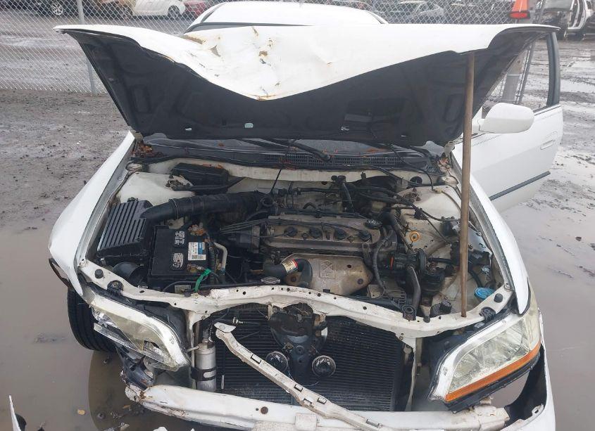 Photo 10 of 1999 Honda Accord LX (VIN 1HGCG5541XA078665)