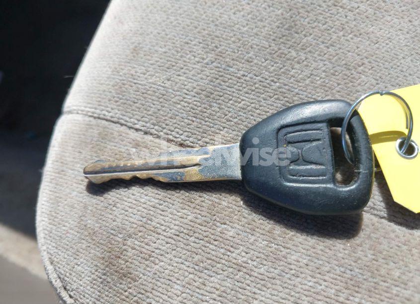 Photo 11 of 1998 Honda Accord LX (VIN 1HGCG5542WA266612)