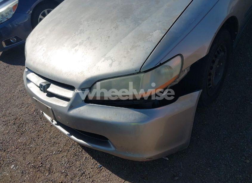 Photo 6 of 1998 Honda Accord LX (VIN 1HGCG5542WA266612)