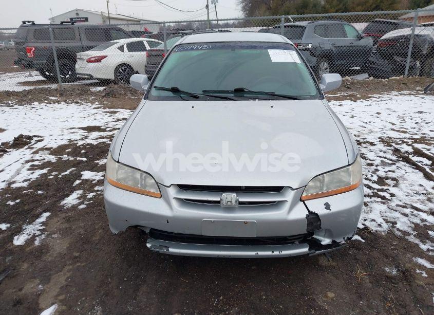 Photo 12 of 2000 Honda Accord 2.3 LX (VIN 1HGCG5547YA060043)