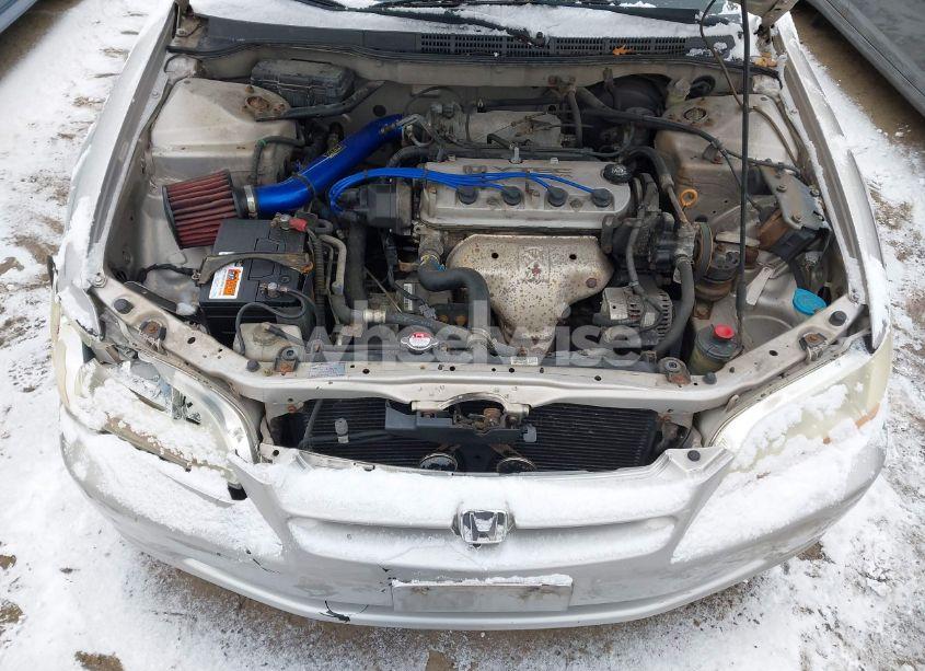 Photo 10 of 1999 Honda Accord LX (VIN 1HGCG5549XA139745)