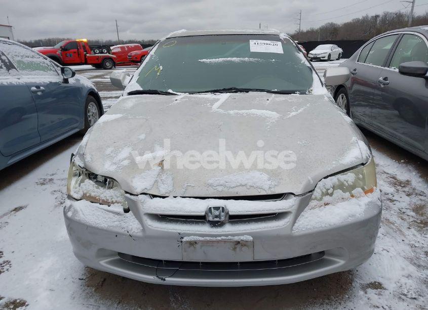 Photo 12 of 1999 Honda Accord LX (VIN 1HGCG5549XA139745)