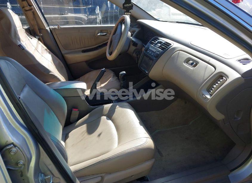 Photo 5 of 1999 Honda Accord EX (VIN 1HGCG5550XA057928)