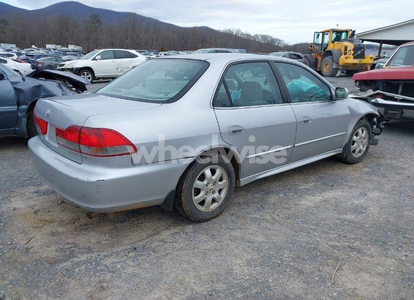 Photo 4 of 2002 Honda Accord 2.3 EX (VIN 1HGCG55652A026112)