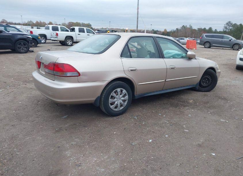 Photo 4 of 2001 Honda Accord 2.3 LX (VIN 1HGCG56401A040981)