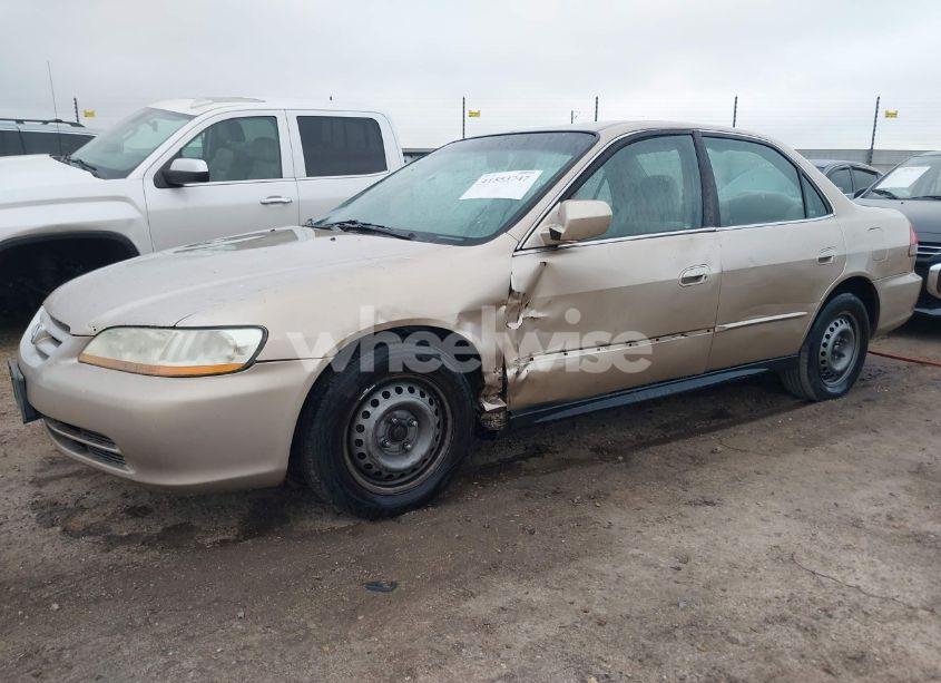 Photo 2 of 2001 Honda Accord 2.3 LX (VIN 1HGCG56401A068473)