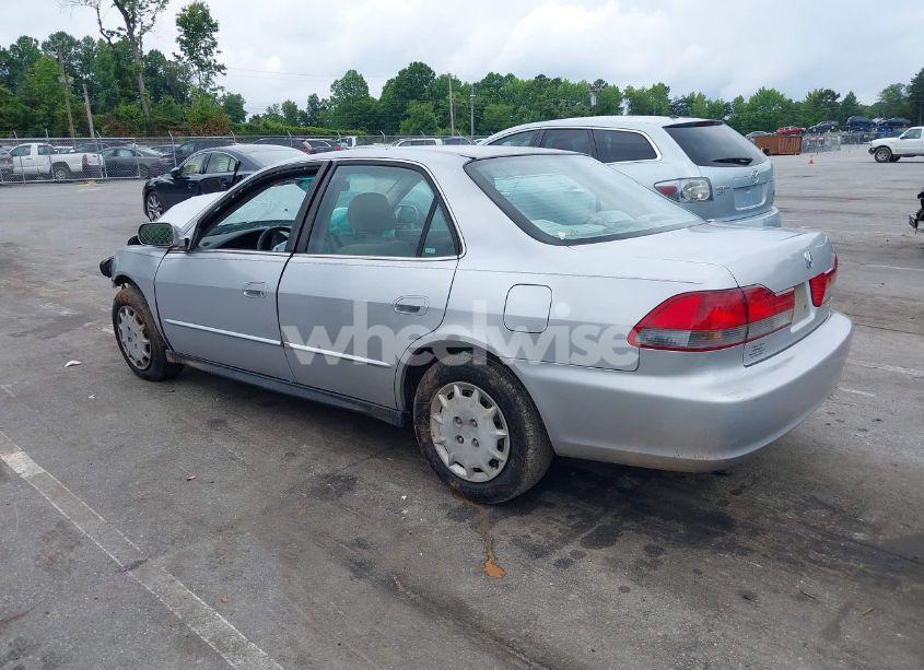 Photo 3 of 2001 Honda Accord 2.3 LX (VIN 1HGCG56401A139946)