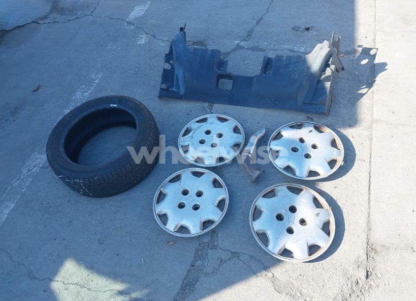 Photo 12 of 1998 Honda Accord LX (VIN 1HGCG5640WA024254)