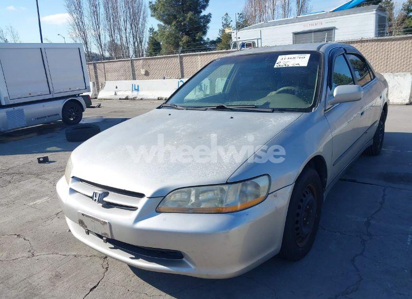 Photo 6 of 1998 Honda Accord LX (VIN 1HGCG5640WA024254)