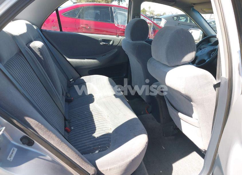 Photo 8 of 1998 Honda Accord LX (VIN 1HGCG5640WA079559)