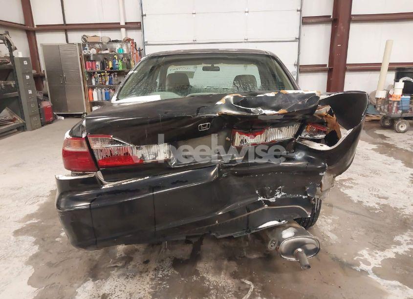 Photo 6 of 1998 Honda Accord LX (VIN 1HGCG5640WA212174)