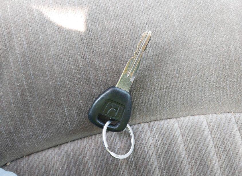 Photo 11 of 1998 Honda Accord SDN LX (VIN 1HGCG5640WA266137)