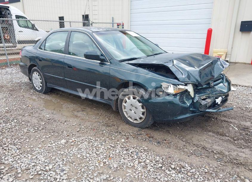 2001 Honda Accord 2.3 LX (VIN 1HGCG56411A067039) main photo