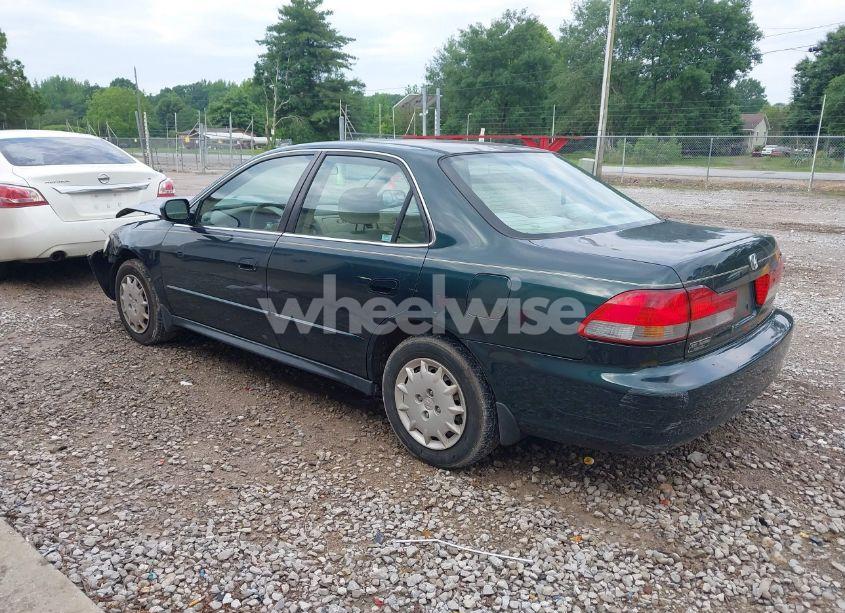 Photo 3 of 2001 Honda Accord 2.3 LX (VIN 1HGCG56411A067039)