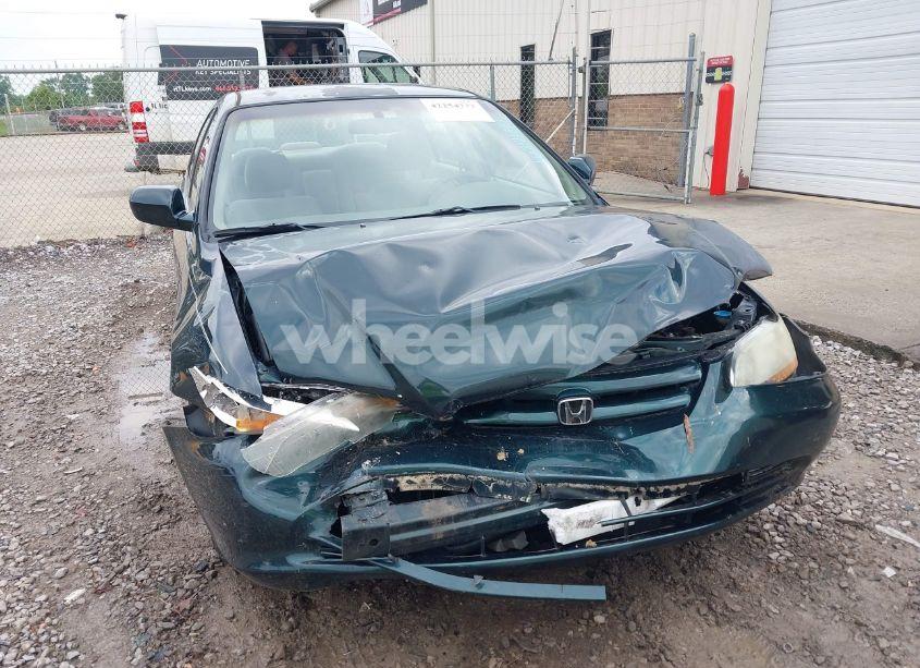 Photo 6 of 2001 Honda Accord 2.3 LX (VIN 1HGCG56411A067039)