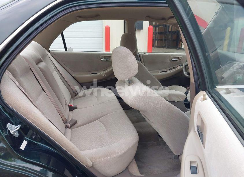 Photo 8 of 2001 Honda Accord 2.3 LX (VIN 1HGCG56411A067039)