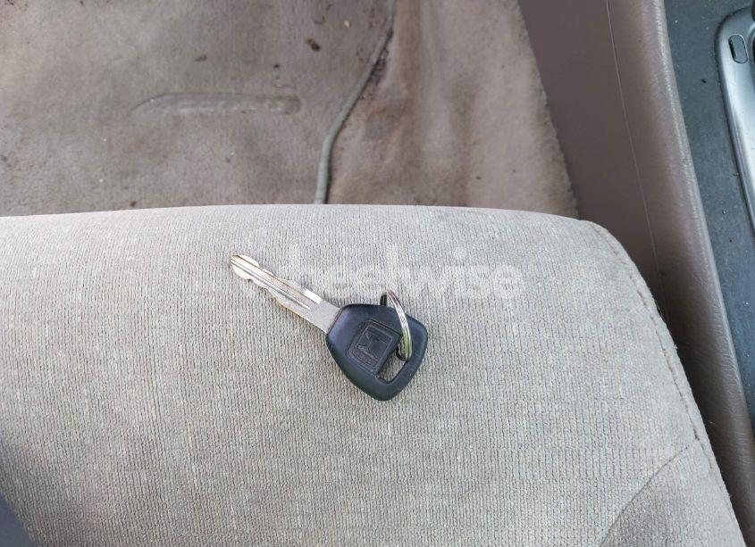 Photo 11 of 2002 Honda Accord 2.3 LX (VIN 1HGCG56412A029571)