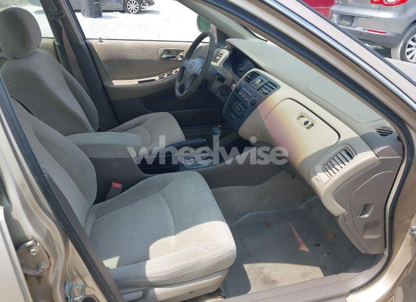 Photo 5 of 2002 Honda Accord 2.3 LX (VIN 1HGCG56412A029571)