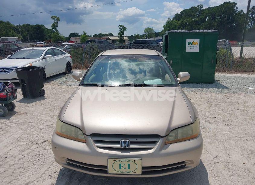 Photo 6 of 2002 Honda Accord 2.3 LX (VIN 1HGCG56412A029571)