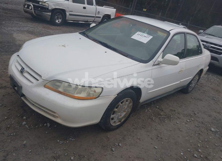 Photo 2 of 2002 Honda Accord 2.3 LX (VIN 1HGCG56412A078172)