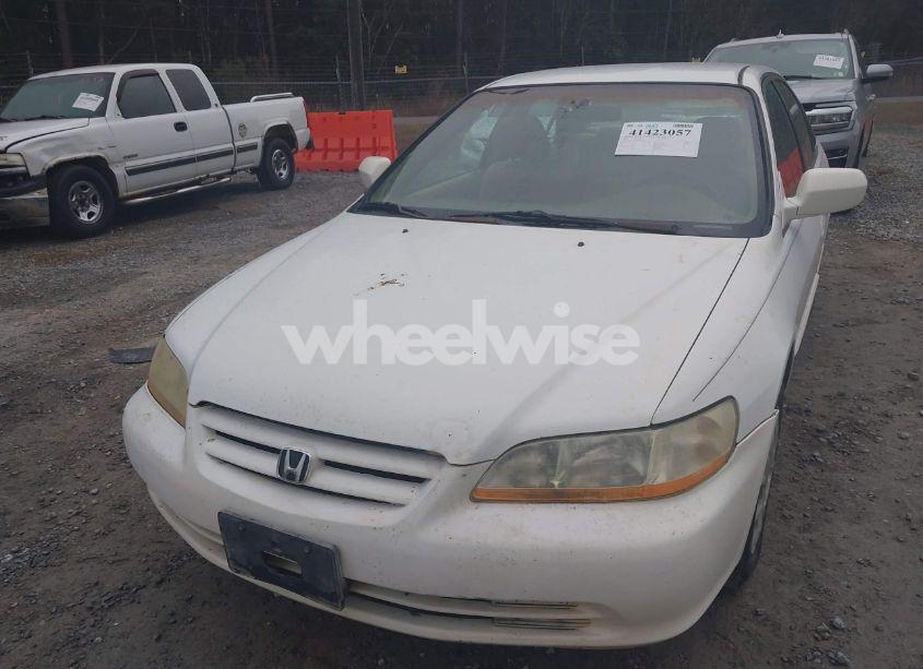 Photo 6 of 2002 Honda Accord 2.3 LX (VIN 1HGCG56412A078172)