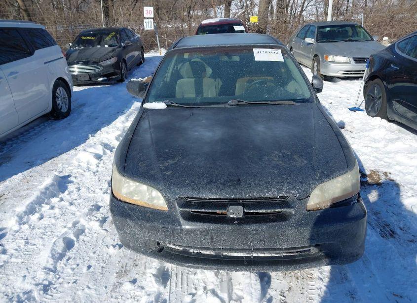 Photo 6 of 2002 Honda Accord 2.3 LX (VIN 1HGCG56412A118671)