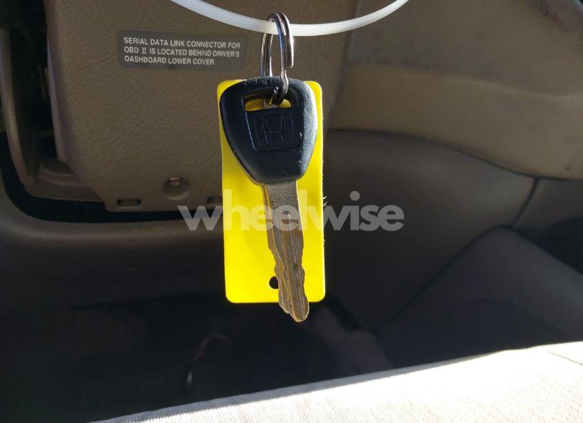 Photo 11 of 1998 Honda Accord LX (VIN 1HGCG5641WA028166)