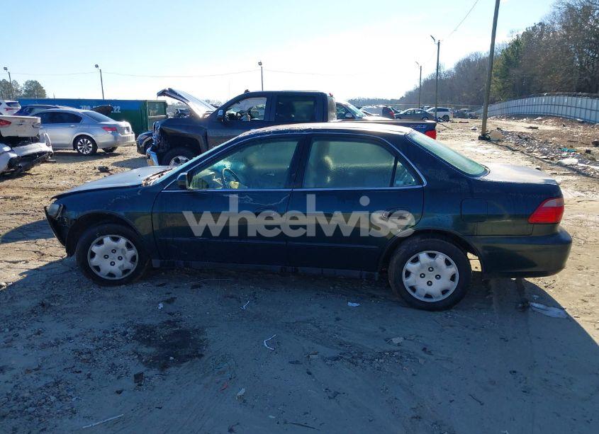 Photo 14 of 1998 Honda Accord LX (VIN 1HGCG5641WA028166)