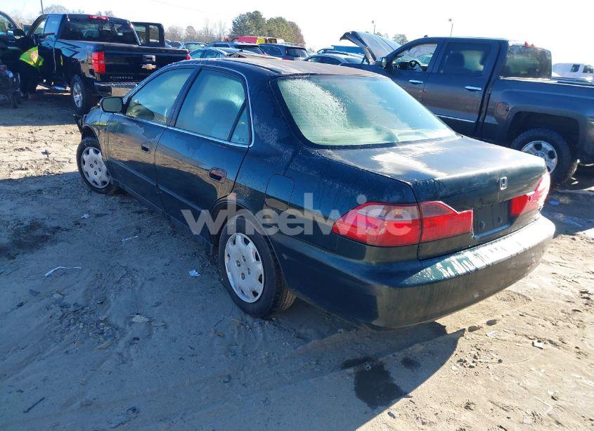 Photo 3 of 1998 Honda Accord LX (VIN 1HGCG5641WA028166)